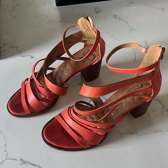 Anthropologie orange leather heeled sandals - Picture 2 of 5